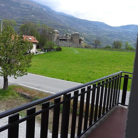 Vue Du Chateau Villa Fenis Luaran gambar